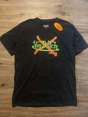 NWT Von Dutch Feel No Fear Skull Graphic Open Your Mind Black T-Shirt